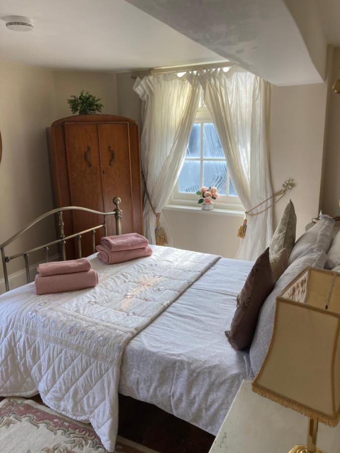 The Kiddly - Central, Old Town, Lively, Dog Friendly, Parking. Apartment Фалмът Екстериор снимка